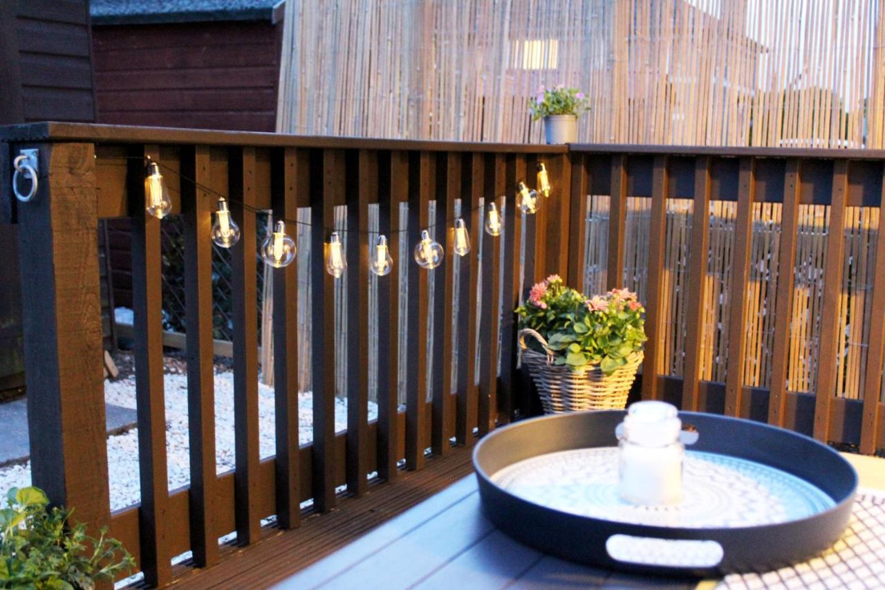 Luxurious Two Bedroom Apartment With Private Parking เพิร์ท ภายนอก รูปภาพ